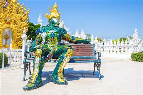 Thailand’s Most Unique Temple: Wat Rong Khun