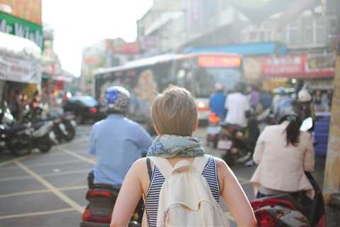 7 Benefits of Solo Traveling Over 30 Years Old