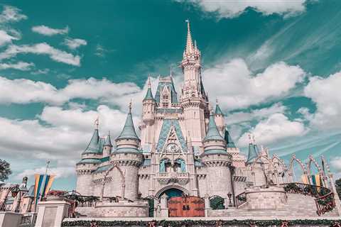 The 7 Best Theme Parks for Family Vacations