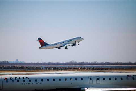 Delta Is Waiving All July 4th Weekend Flight Changes—Including Fare Differences