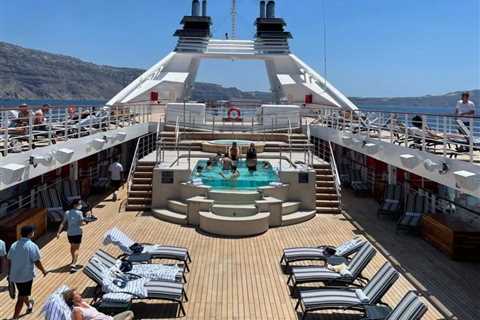 Small Ship Cruise Line Eliminates Pre-Cruise Testing Requirement