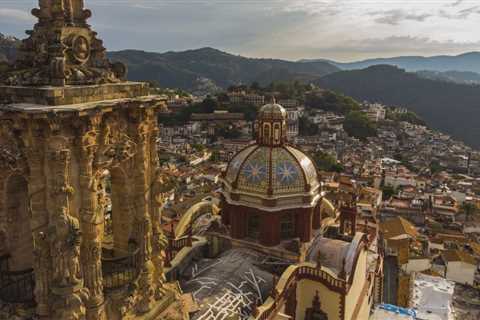 Top 10 Challenges When  Moving To Another Country