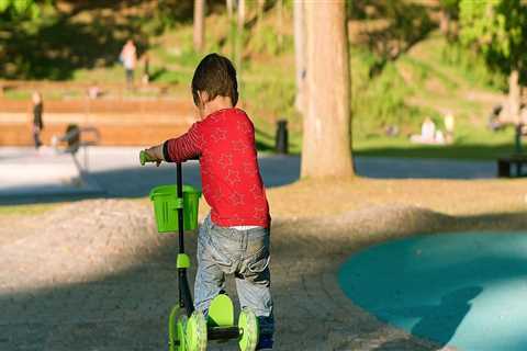 What are the benefits of outdoor recreation in economic benefits?