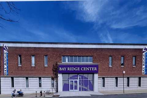 Community gets preview of new senior center