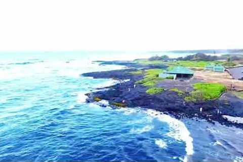Punalu’u Black Sand Beach, Hawaii