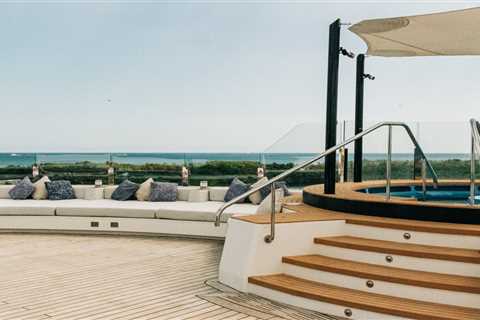 I love luxury hotels, and The Ritz-Carlton Yacht was made for people like me