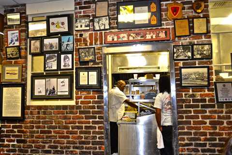 Mothers Restaurant New Orleans: Food, Facts and History