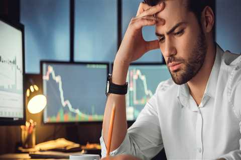 How Many Traders Are Present at the Market on a Typical Day?