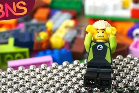 Playing with 1000 mini magnetic balls! (pt. 6, Fun with Lego)