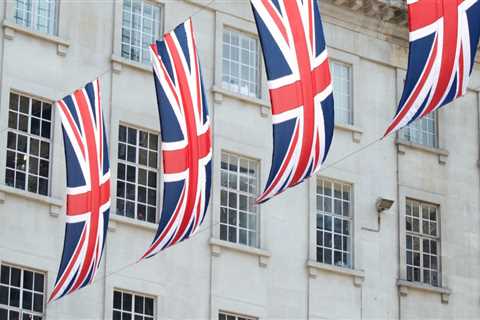 How easy is it to find affordable healthcare in london, england?