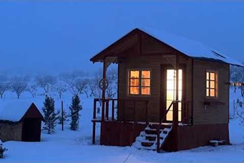 Winter Camp in Wooden House / Snowfall, Heavy Rain and Wind / 4K Relaxing Camping video