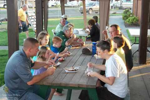 Standard post published to Silver Spur RV Park at May 15, 2023 20:00