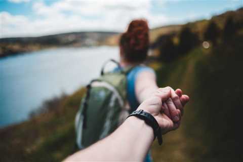 Best Ways to Meet New People While Traveling Without it Being Awkward