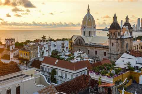 Experience the Magic of a Panama Canal Sunset Tour