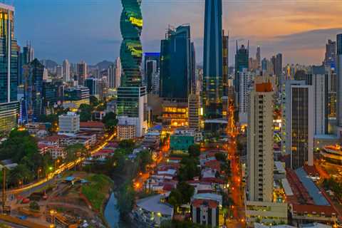 Exploring the Panama Canal: Is it Safe to Travel Alone?