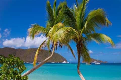 What to Pack for a Beach Vacation in the US Virgin Islands