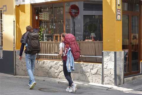 The Best Travel Backpacks | In-Depth Buyer’s Guide & Backpack Reviews