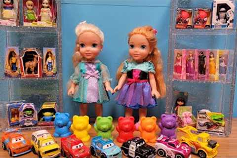 Shopping for Benjamin ! Elsa &amp; Anna toddlers - toy store