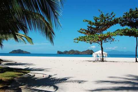 Ferry Trips from Malaysia : Your Essential Guide to Island-Hopping Adventures