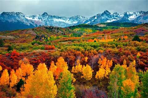 8 Trending U.S. Places To Visit For Foliage, Scenery, And Less Crowds In Fall 2023
