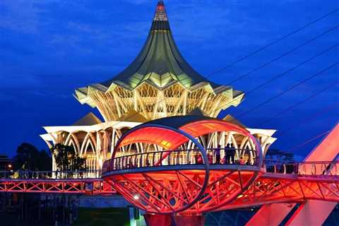 Exploring the Scenic Bus Routes of Sarawak