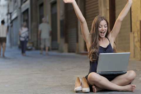 Mastering the Solo Nomad Lifestyle: 10 Key Tips and Tricks for Success