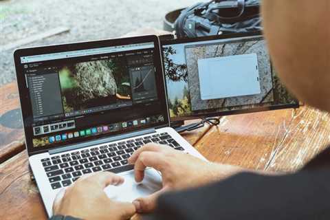 Cutting-Edge Tech: The Future of Travel-Friendly Dual Monitor Extenders