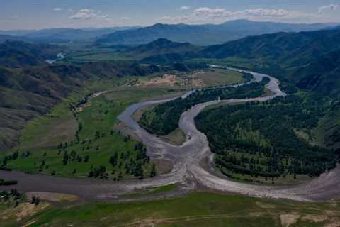 Selenge Province: River Adventures and Rural Charms - Steppe Wind