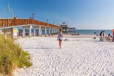 Exploring the Stunning Beaches of Lee County, Florida