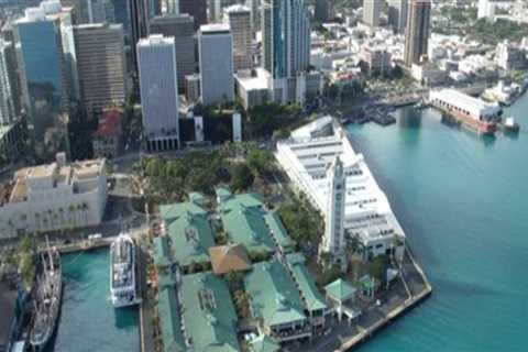 Aloha Tower Marketplace: A Guide to Hours of Operation