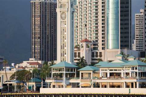 The Fascinating History of Aloha Tower Marketplace